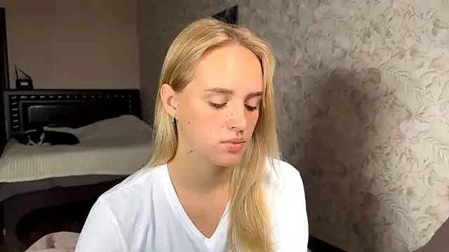 Mary-JP – webcam model profile photo Image 3