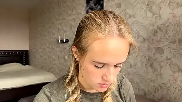 Mary-JP – webcam model profile photo Image 8