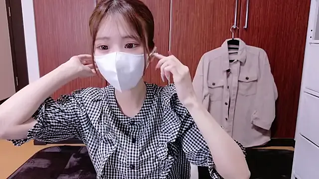 LoraFoxy – webcam model profile photo Image 4