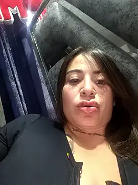 SandiSquirts – webcam model profile photo Image 7