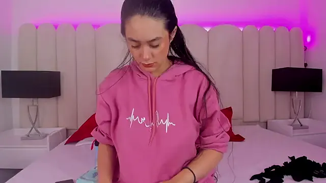 jamilaross – webcam model profile photo Image 12