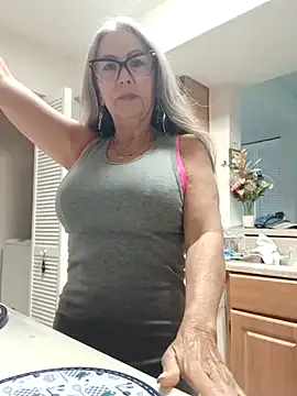 EvaRobinson Image 17
