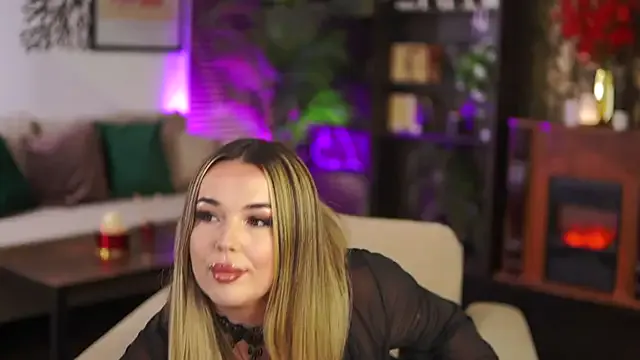 Misses-Cougar – webcam model profile photo Image 9