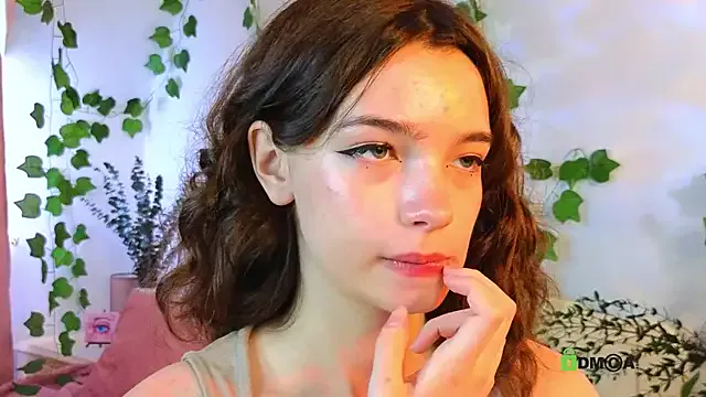 HanaSong – webcam model profile photo Image 7