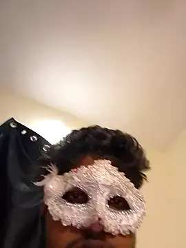 KarolBrand – webcam model profile photo Image 8