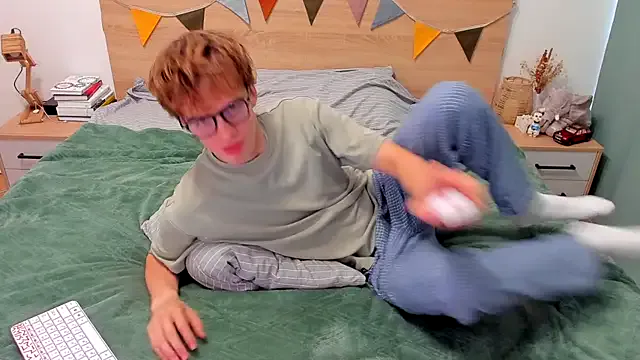 AlissMil – webcam model profile photo Image 11