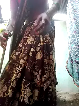 AmaraRice – webcam model profile photo Image 4