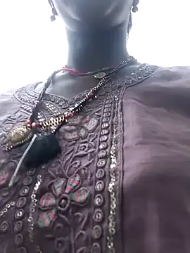 AmaraRice – webcam model profile photo Image 6