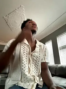 Isabella_69 – webcam model profile photo Image 17