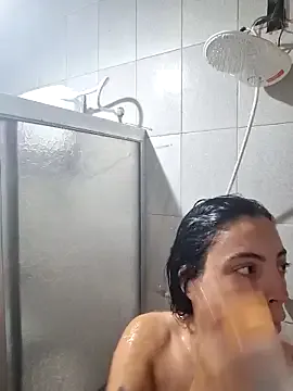 Live with Flora-latin-girl on FliCam