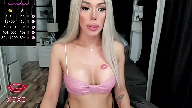 IsabelaCox – webcam model profile photo Image 18