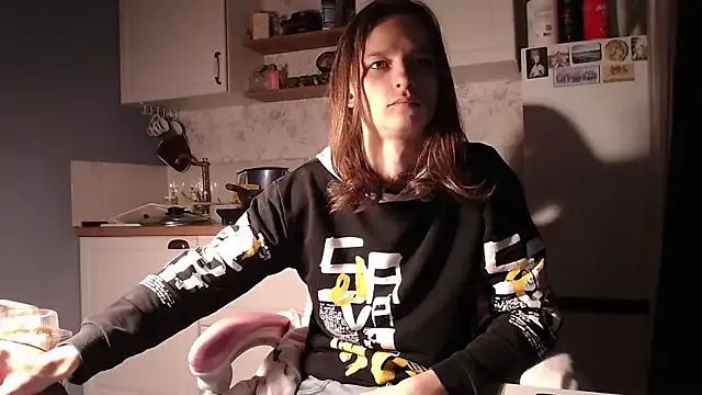 SandiSquirts – webcam model profile photo Image 16