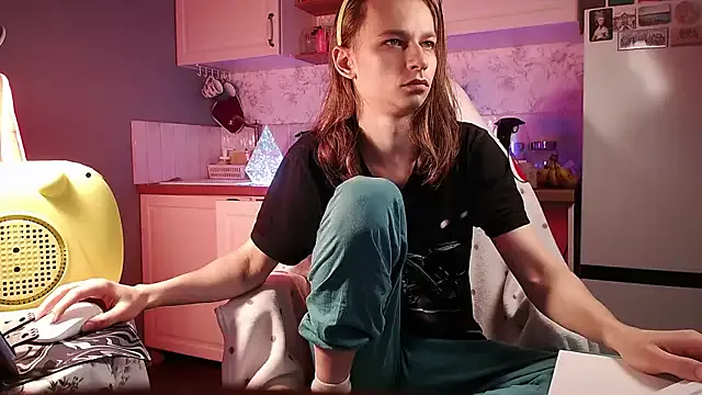 SandiSquirts – webcam model profile photo Image 17