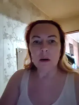 PaulinaSwift – webcam model profile photo Image 10