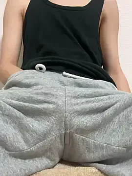 big13inchess – webcam model profile photo Image 7