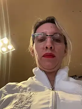 EngelGracee – webcam model profile photo Image 5