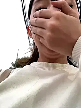 AlanaPierce – webcam model profile photo Image 10