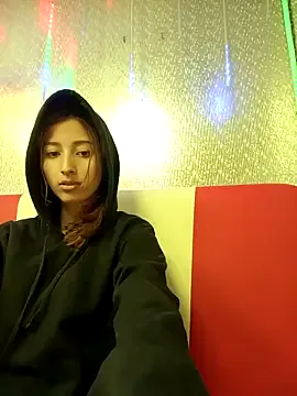 NikolleWilliams – webcam model profile photo Image 3