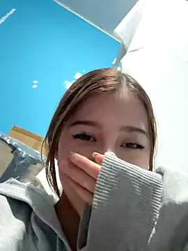 AlanaPierce – webcam model profile photo Image 6