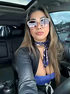 Live with Julia-Sugar on FliCam Image 14