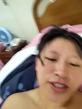 KarinaSanz – webcam model profile photo Image 3