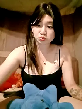 AmberCrost – webcam model profile photo Image 5