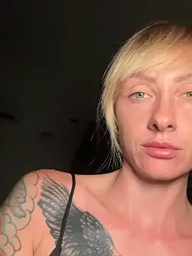 Ninabigtitied – webcam model profile photo Image 15