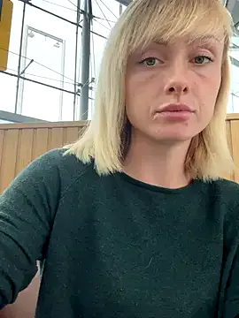 Ninabigtitied – webcam model profile photo Image 17