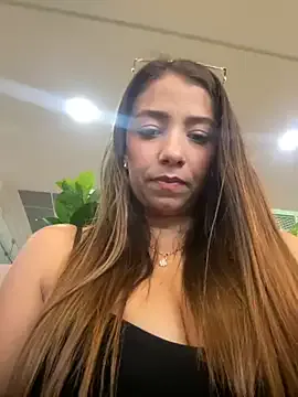 Ninabigtitied – webcam model profile photo Image 7