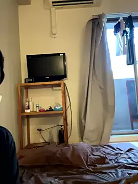 YaraDavis – webcam model profile photo Image 3