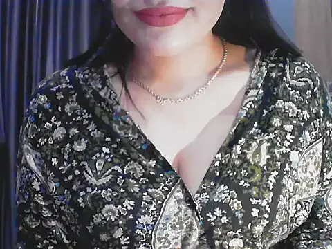 Porcellina181 – webcam model profile photo Image 11