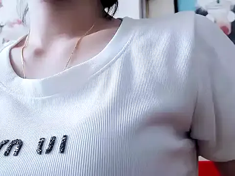 EmmaShaykk – webcam model profile photo Image 3