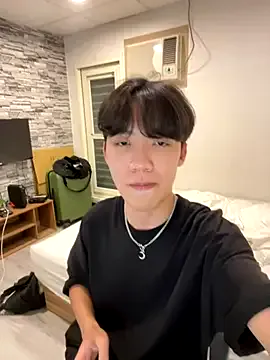 oxo_yuna_oxo – webcam model profile photo Image 11