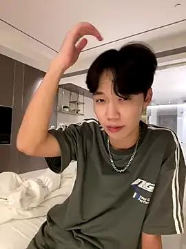 oxo_yuna_oxo – webcam model profile photo Image 15