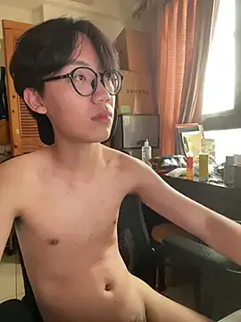 oxo_yuna_oxo – webcam model profile photo Image 5