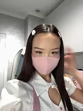 hinarin – webcam model profile photo