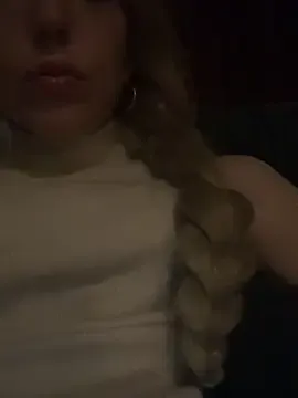 GianaBravo – webcam model profile photo Image 12