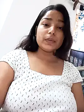 FitnessBunny – webcam model profile photo Image 7