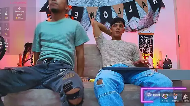 SandiSquirts – webcam model profile photo Image 2