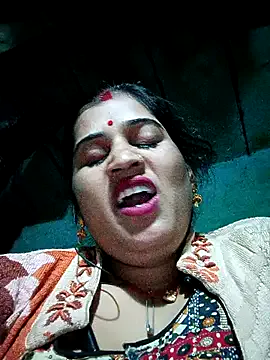 KarimeHills – webcam model profile photo Image 6