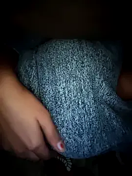 Live with _linda_milk_ on FliCam Image 3