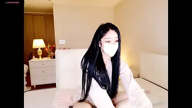 Sanaawest – webcam model profile photo Image 13