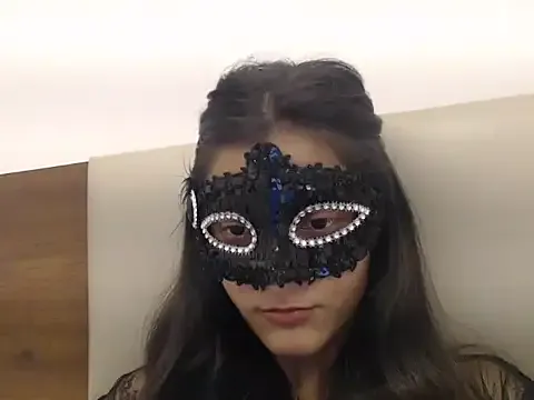 NaughtiestGal – webcam model profile photo Image 9