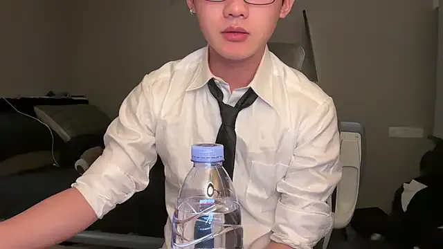 EstefaniaHansen – webcam model profile photo Image 16