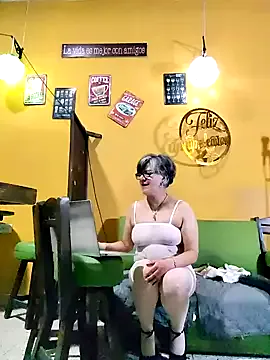 LizzaRose – webcam model profile photo Image 15