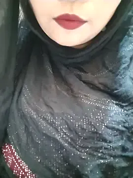 AngelinaGlam – webcam model profile photo Image 13