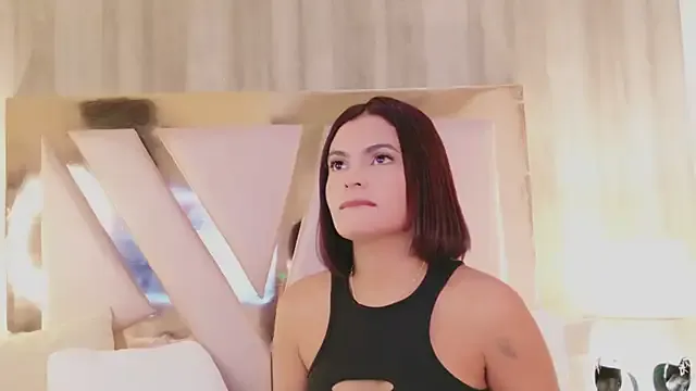 QueenPanther – webcam model profile photo Image 9