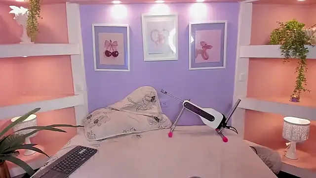 Esmerald_1111 – webcam model profile photo Image 15