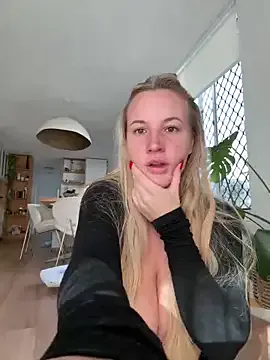 isisxoxx Image 12