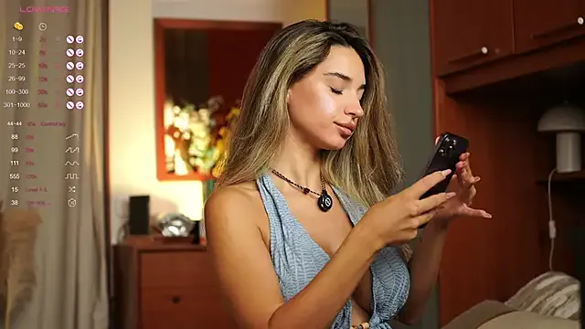 ItalianGirl – webcam model profile photo